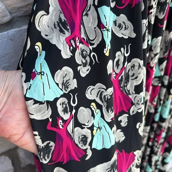 Trashy Diva Peek a Boo Tie Temptation Dress - Picture 11 of 14